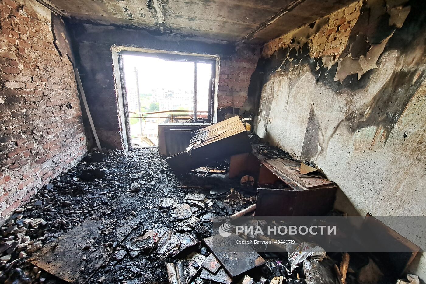 Последствия обстрела Ясиноватой в ДНР из РСЗО "Град"