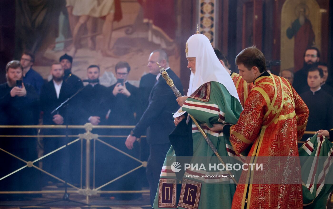 Патриаршее служение в день памяти святых равноапостольных Мефодия и Кирилла в храме Христа Спасителя