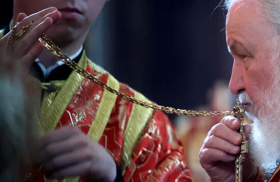 Патриаршее служение в день памяти святых равноапостольных Мефодия и Кирилла в храме Христа Спасителя