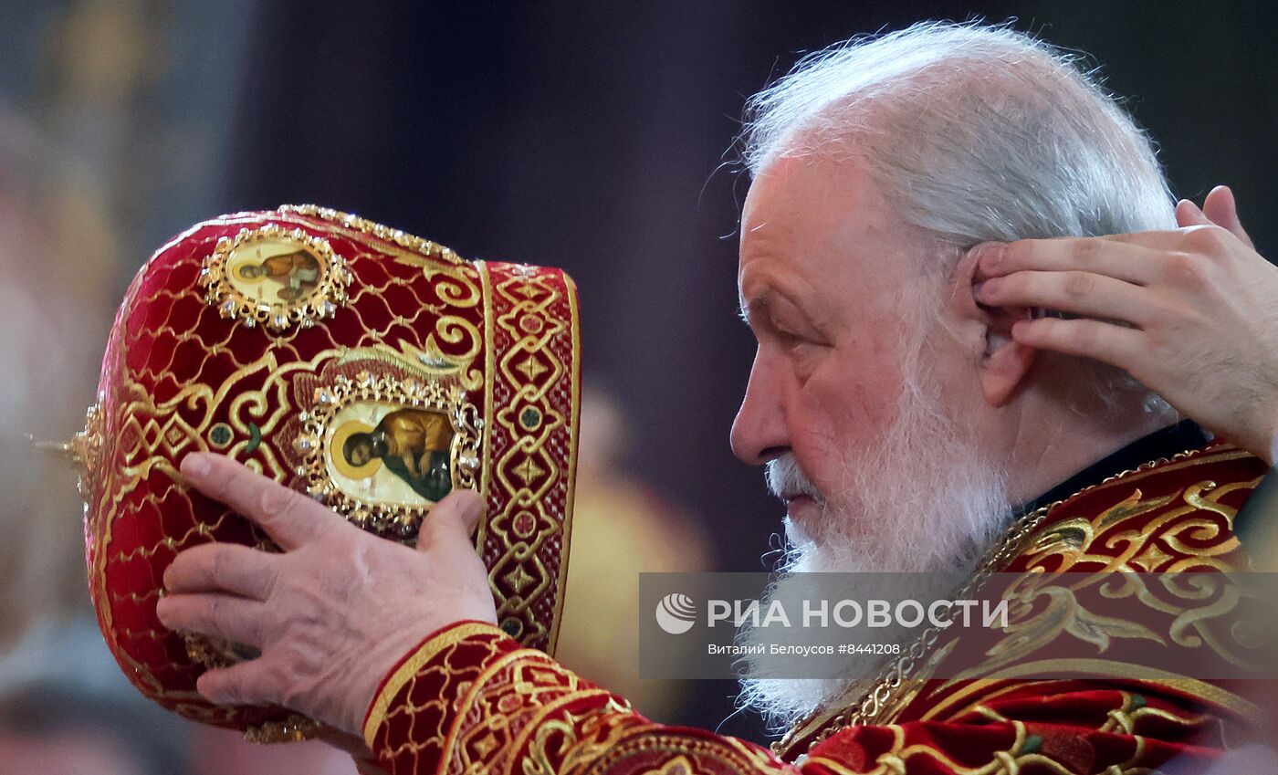 Патриаршее служение в день памяти святых равноапостольных Мефодия и Кирилла в храме Христа Спасителя