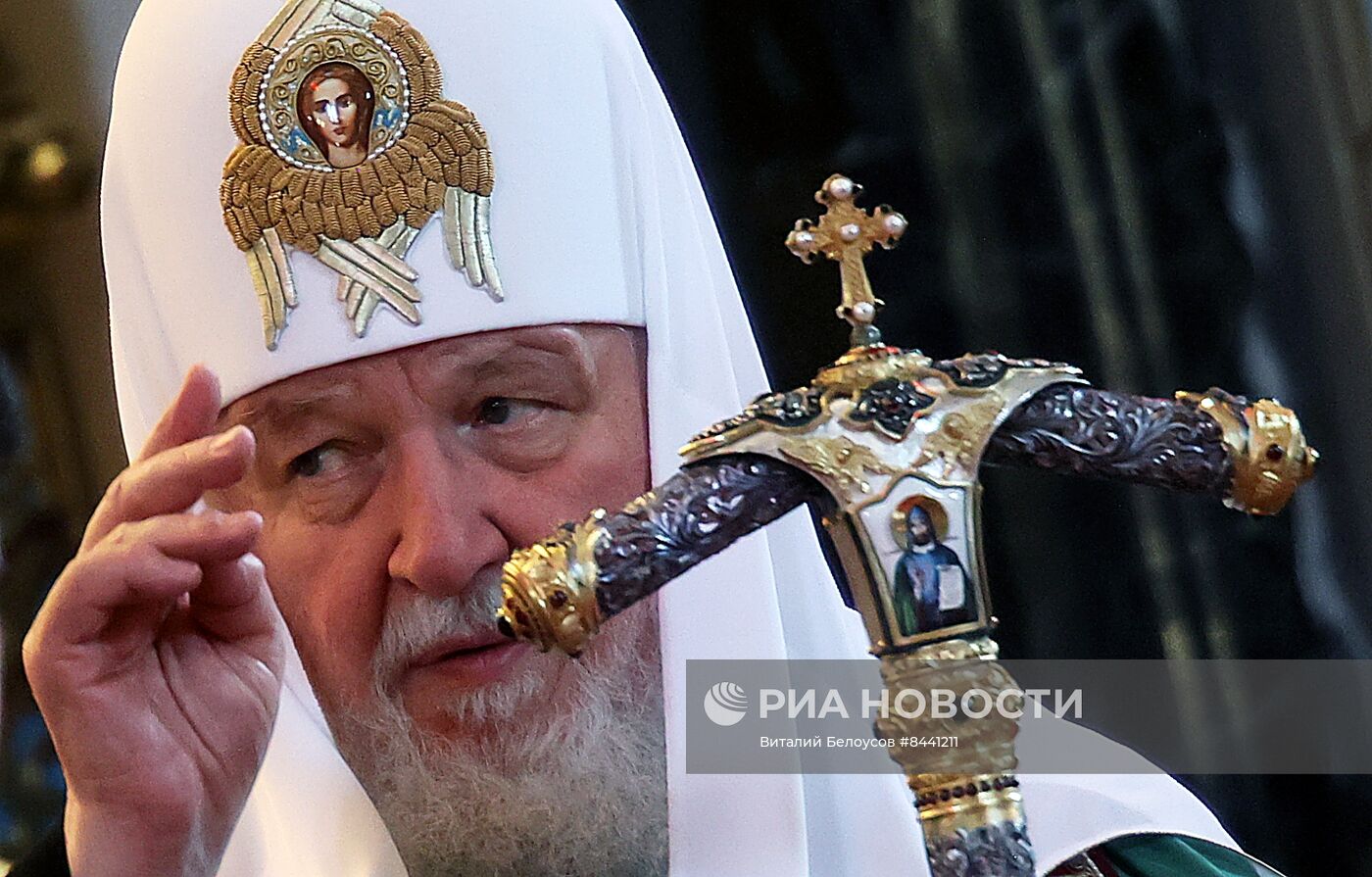 Патриаршее служение в день памяти святых равноапостольных Мефодия и Кирилла в храме Христа Спасителя