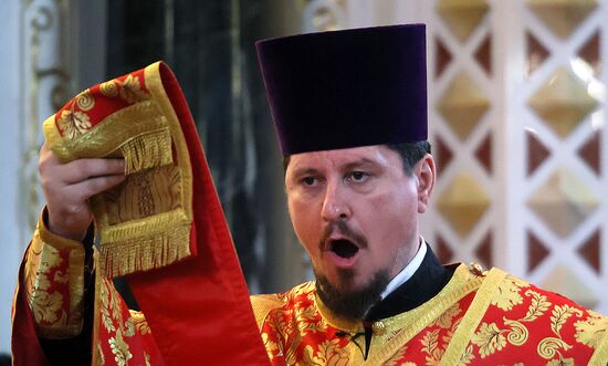 Патриаршее служение в день памяти святых равноапостольных Мефодия и Кирилла в храме Христа Спасителя