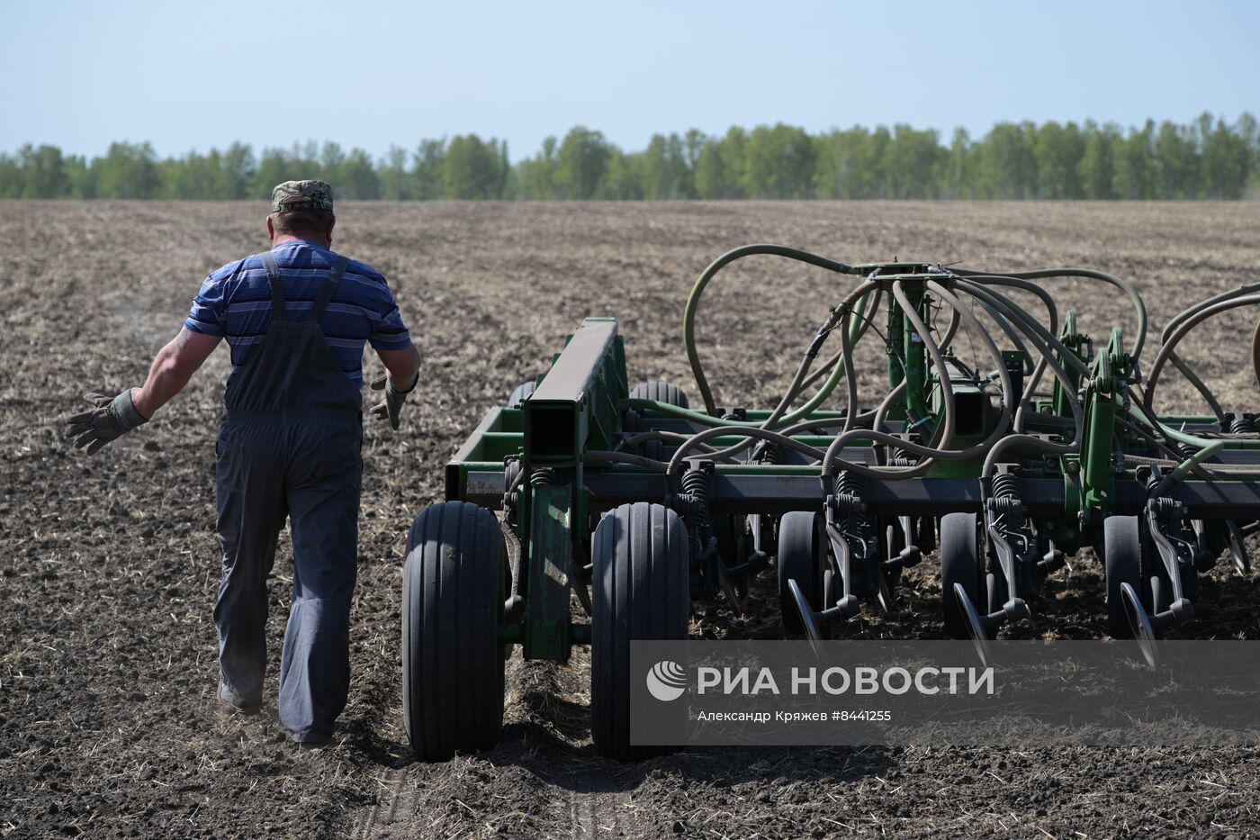 Посевная в Новосибирской области