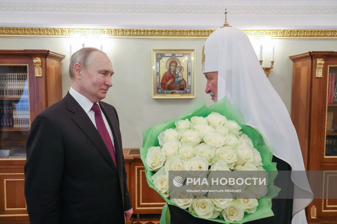 Президент РФ В. Путин провел встречу с патриархом Московским и всея Руси Кириллом