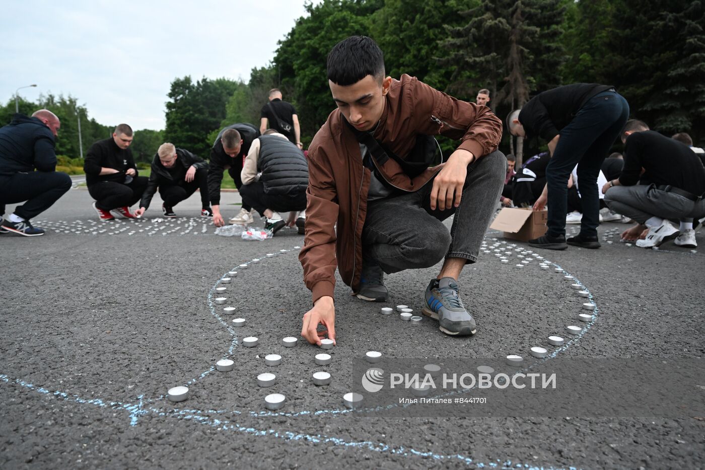 Акция на Поклонной горе к Международному дню пропавших детей