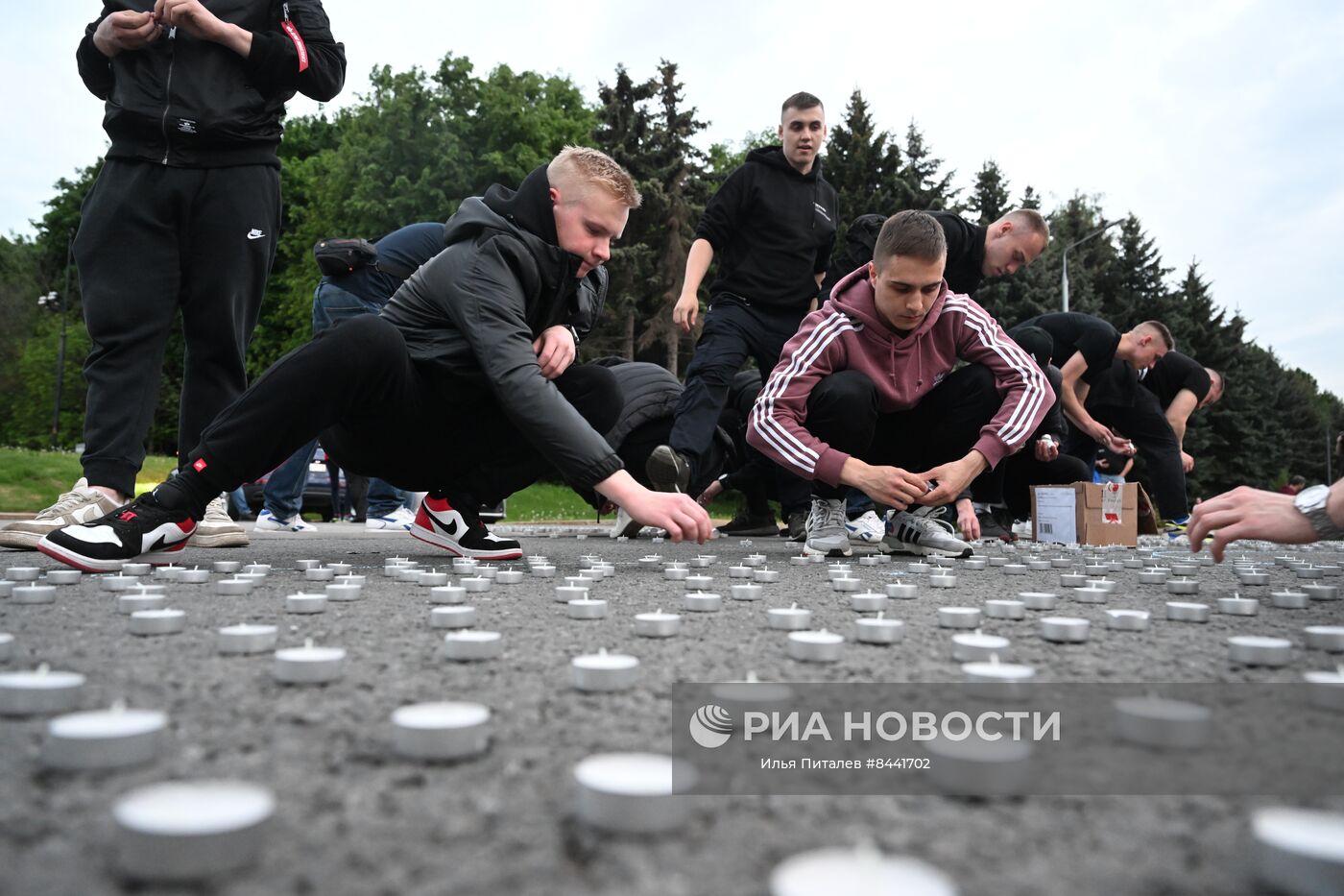 Акция на Поклонной горе к Международному дню пропавших детей