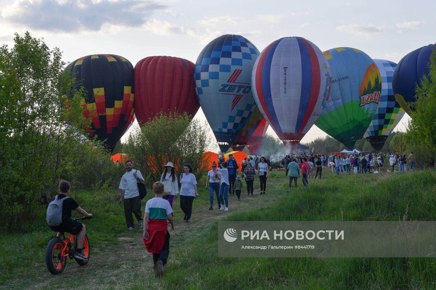 Открытие соревнований по воздухоплавательному спорту в Ленинградской области