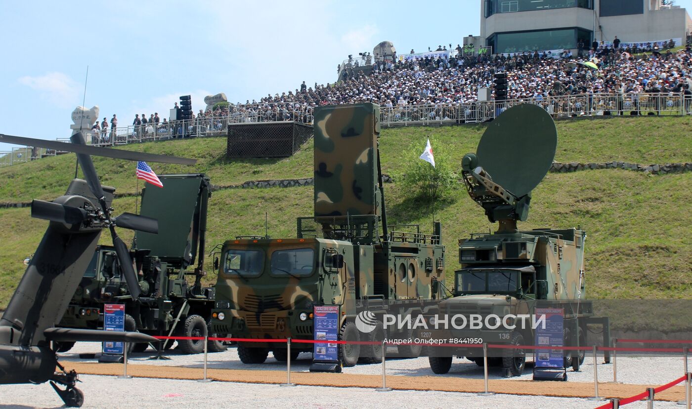 В Южной Корее стартовали крупные учения с боевыми стрельбами