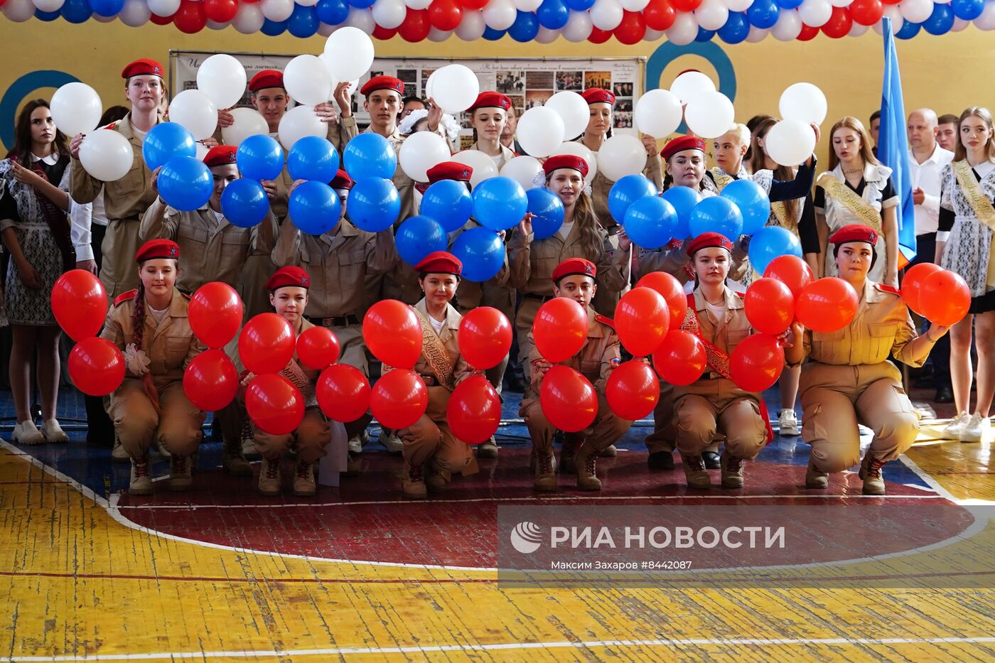 Последний звонок в Луганске