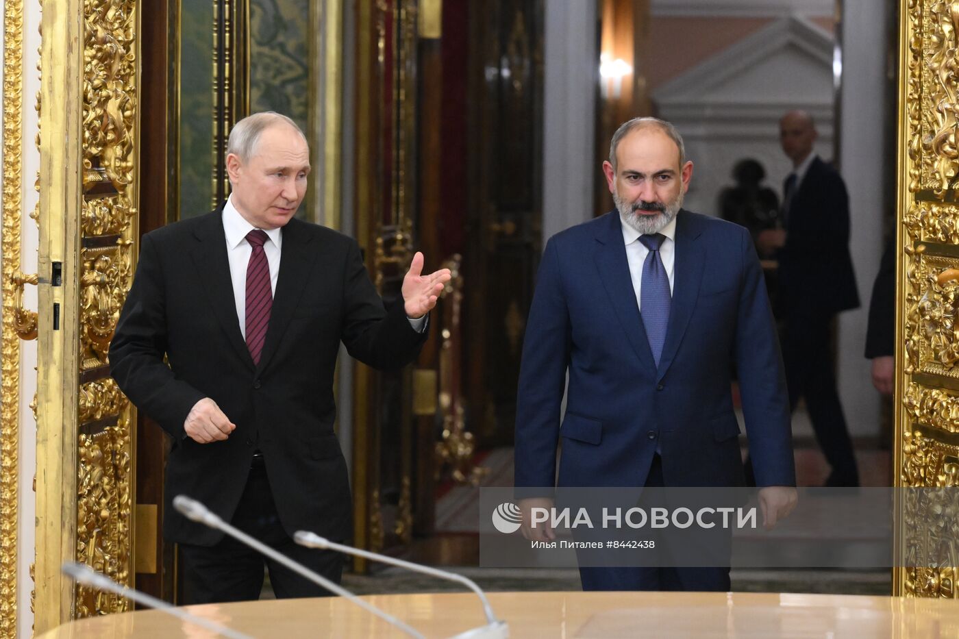 Президент РФ В. Путин провел встречи с лидерами ЕАЭС