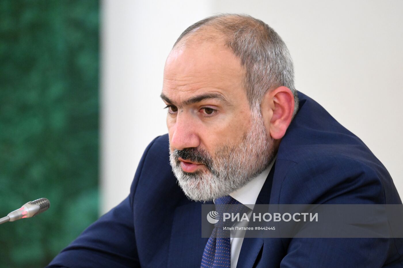 Президент РФ В. Путин провел встречи с лидерами ЕАЭС