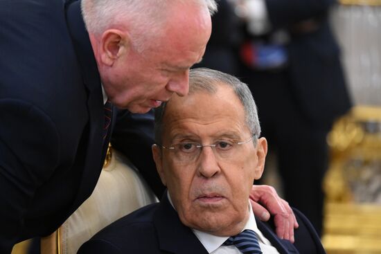 Президент РФ В. Путин провел встречи с лидерами ЕАЭС