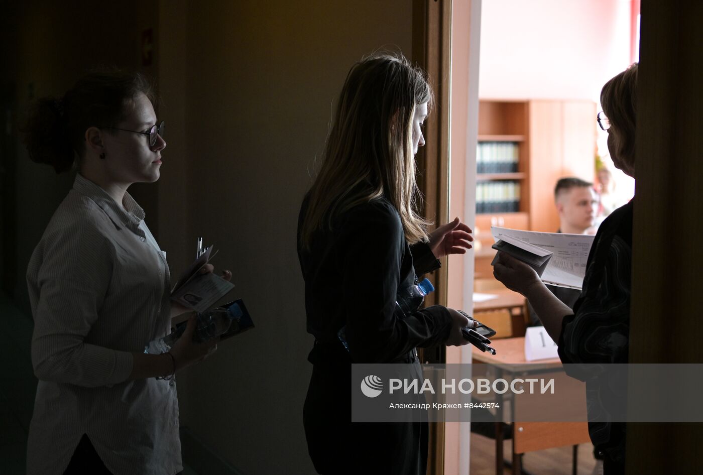 Сдача ЕГЭ в России