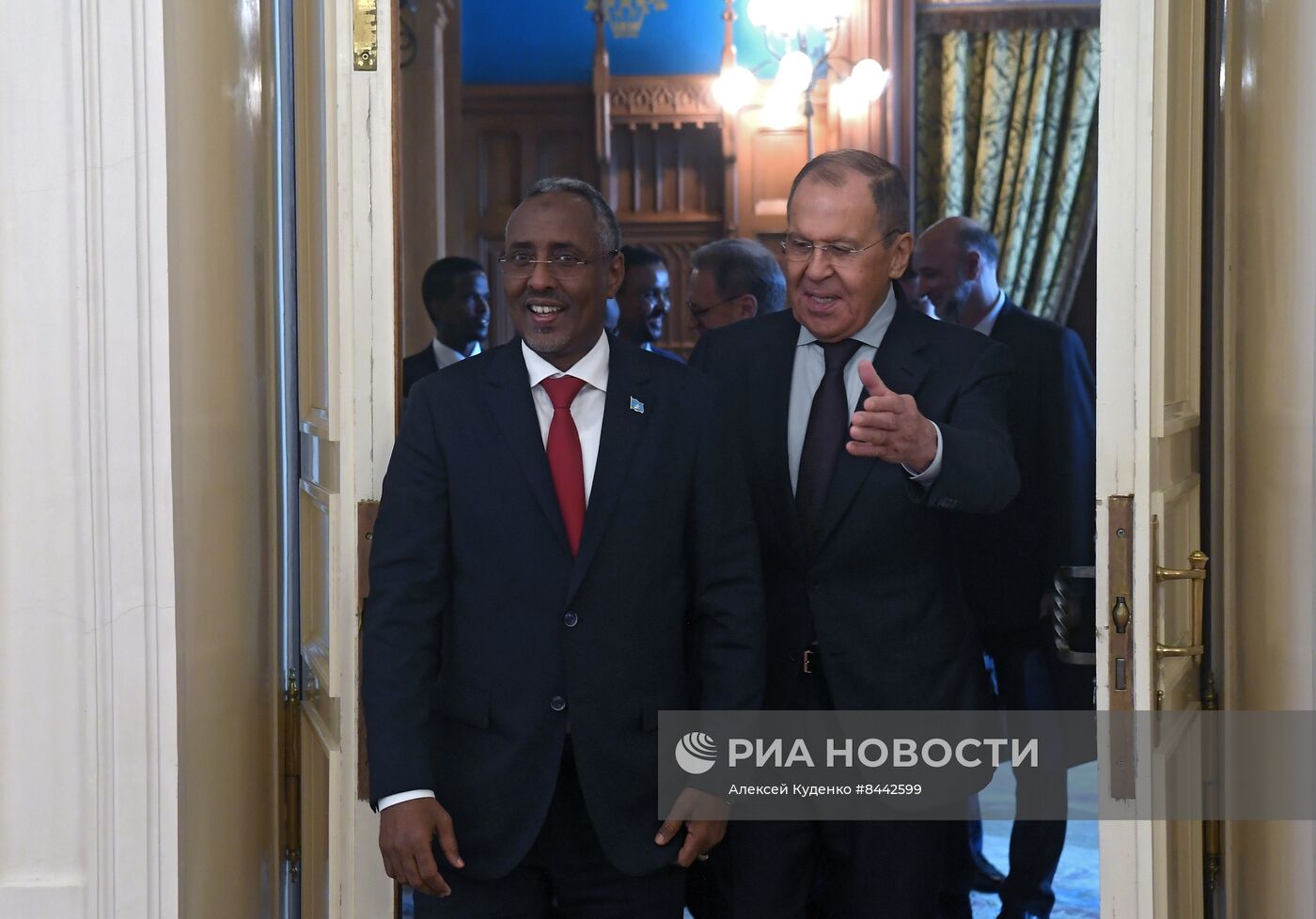 Встреча глав МИД РФ и Сомали С. Лаврова и А. Джамы
