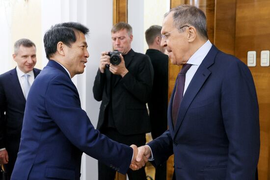 Встреча главы МИД РФ С. Лаврова со Спецпредставителем КНР по делам Евразийского региона Ли Хуэем