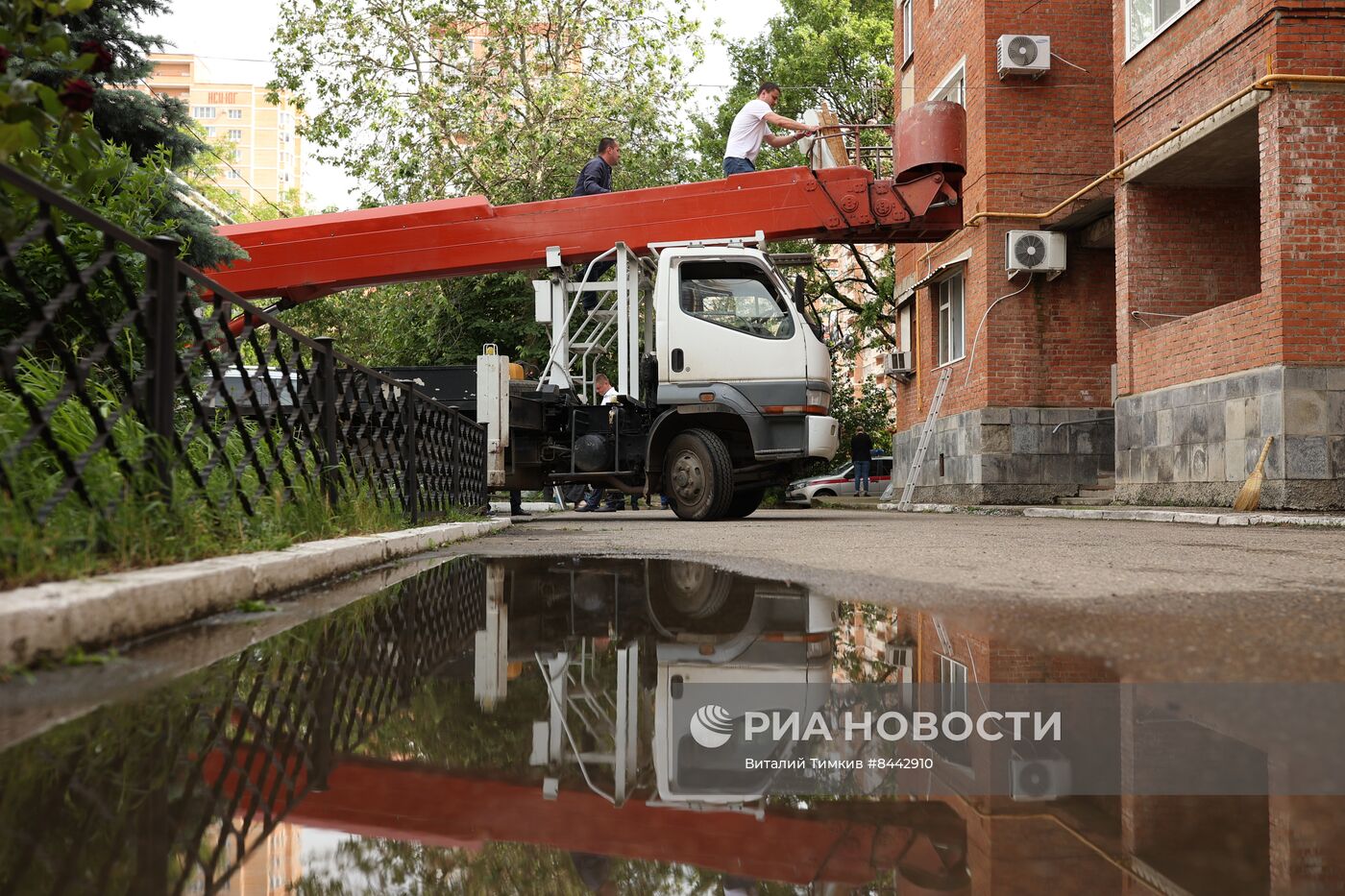 Последствия взрыва в Краснодаре