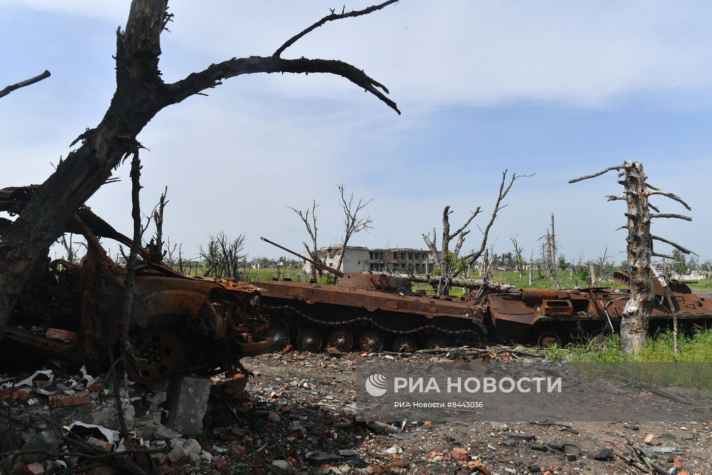 Село у линии соприкосновения на Артемовском направлении