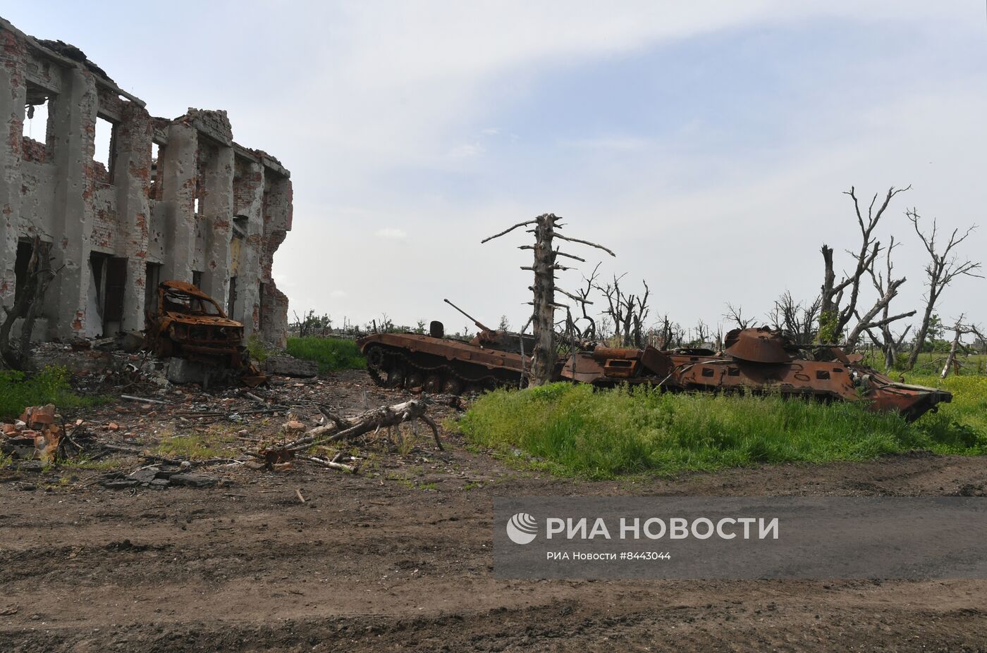 Село у линии соприкосновения на Артемовском направлении