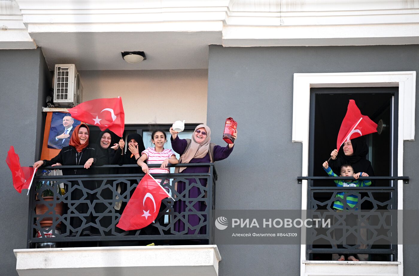 Предвыборный митинг в поддержку Р. Эрдогана в Стамбуле