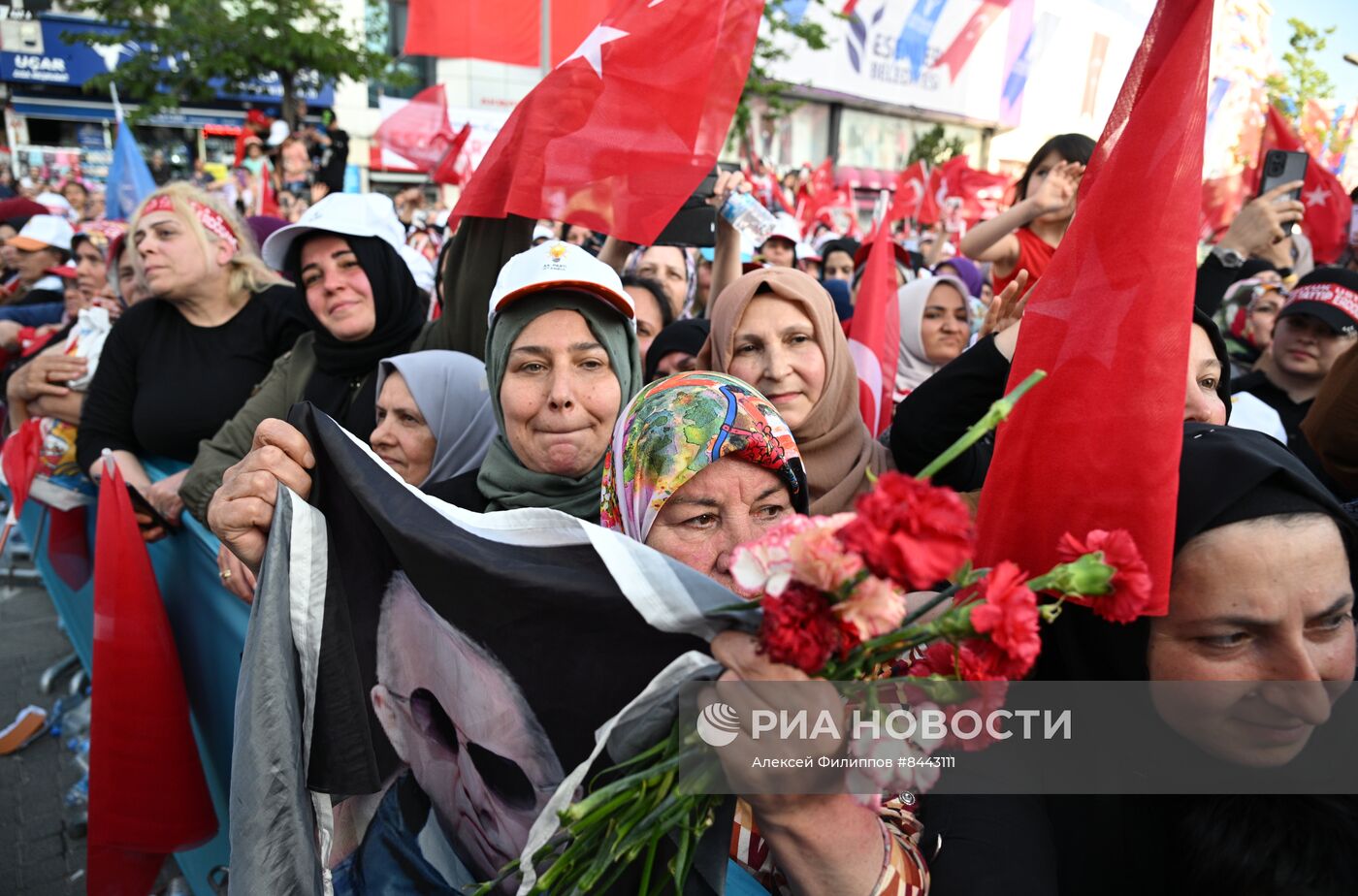 Предвыборный митинг в поддержку Р. Эрдогана в Стамбуле