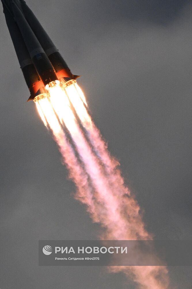 Старт ракеты "Союз-2.1а" со спутником "Кондор-ФКА" с космодрома Восточный 