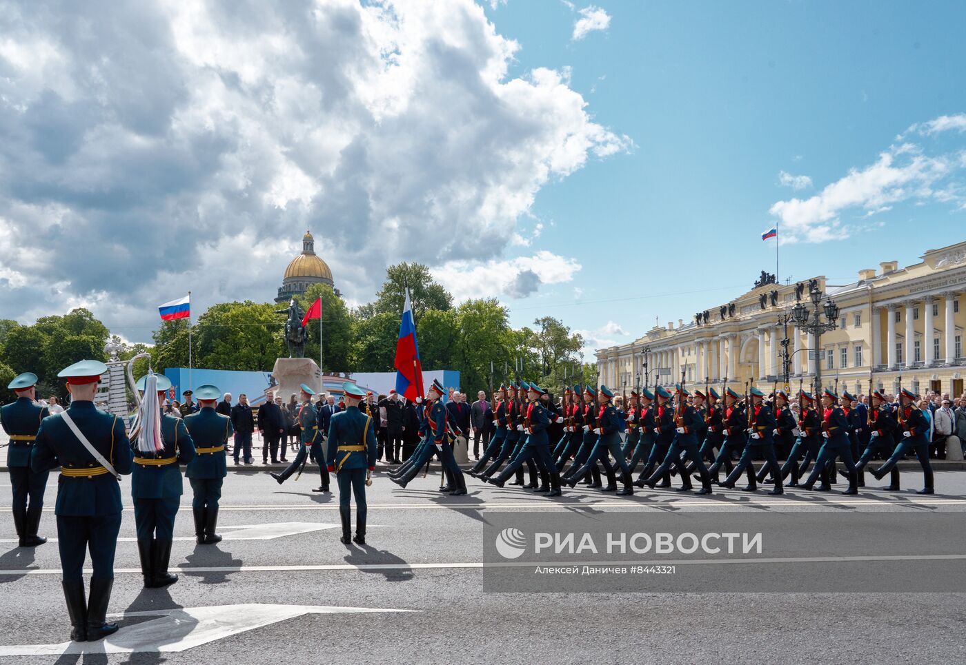 Празднование 320-летия Санкт-Петербурга