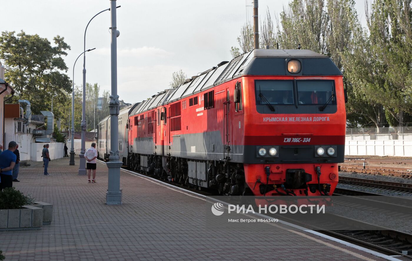 Запуск поездов "Таврия" между Москвой и Феодосией