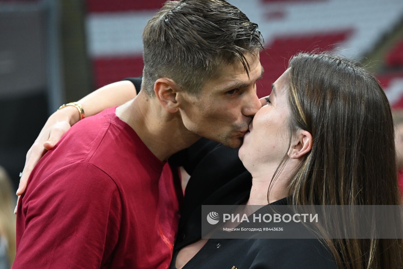 Футбол. ФНЛ. Матч "Рубин" - "Динамо" (Махачкала)