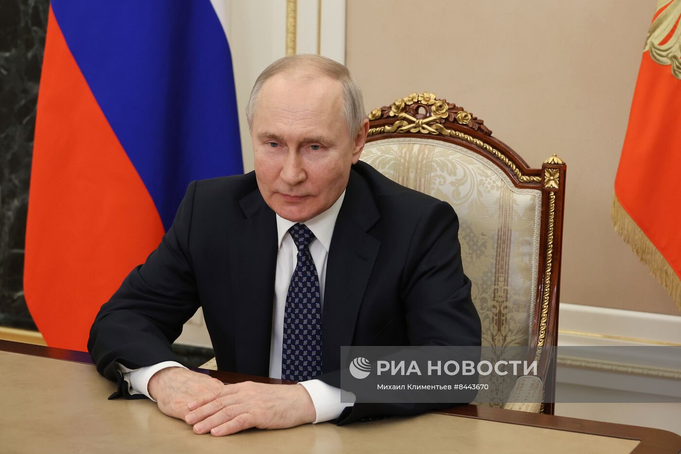 Видеообращение президента РФ В. Путина к участникам фестиваля "Таврида.Арт"