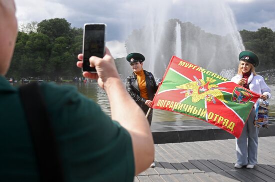 Празднование Дня пограничника в Москве