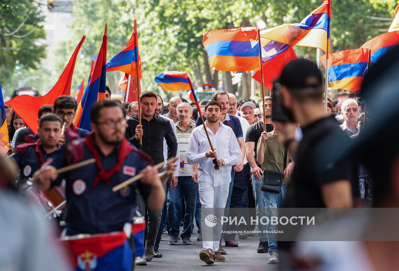 Празднование Дня республики в Армении