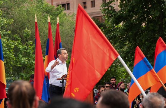 Празднование Дня республики в Армении