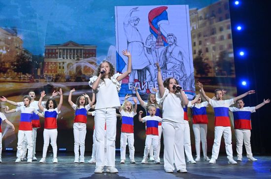 Концерт "Голоса Победы" ко Дню защиты детей