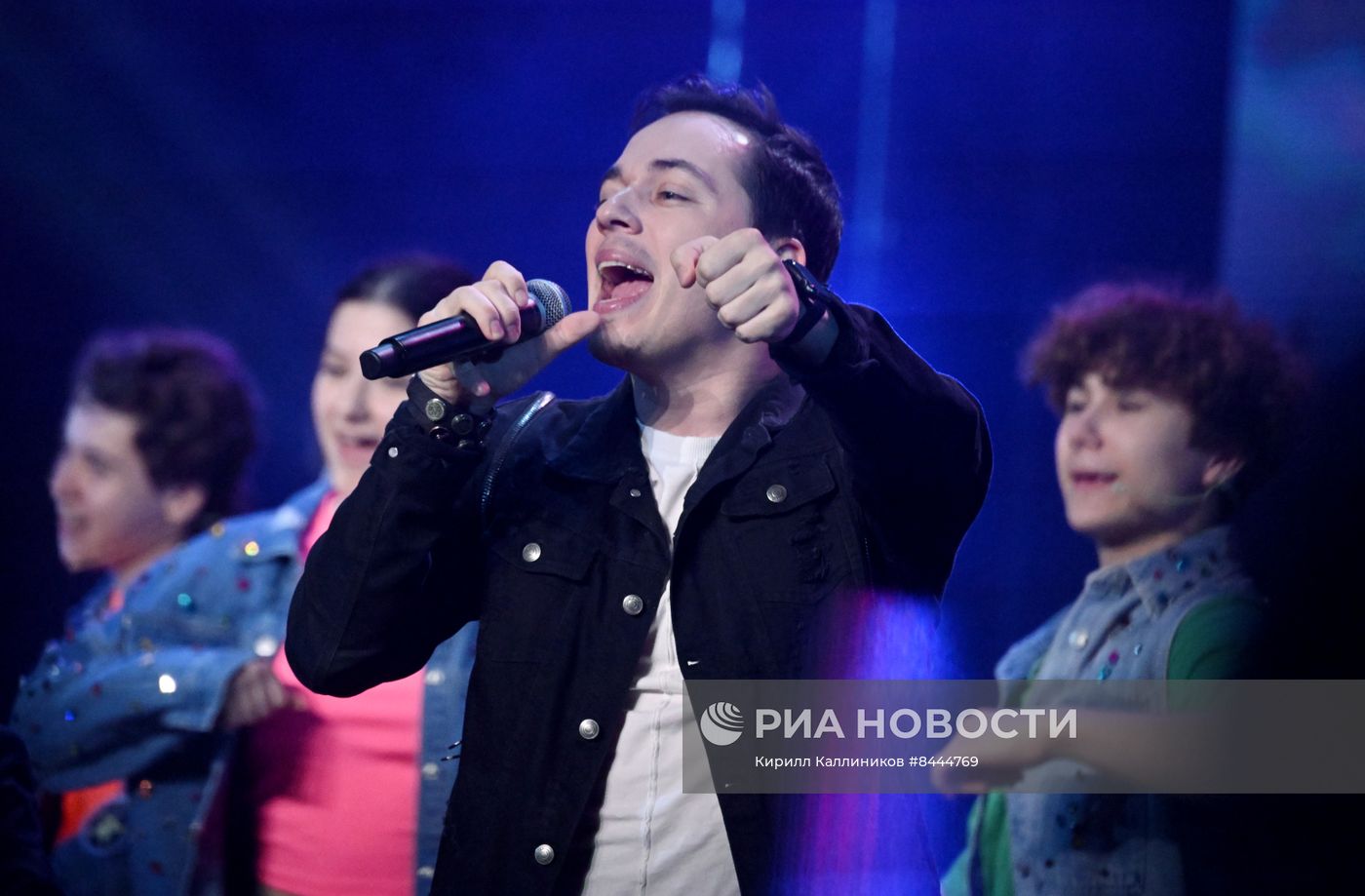 Концерт "Голоса Победы" ко Дню защиты детей