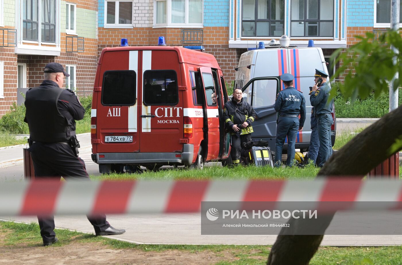 Беспилотник попал в жилой дом на Профсоюзной улице в Москве | РИА Новости  Медиабанк