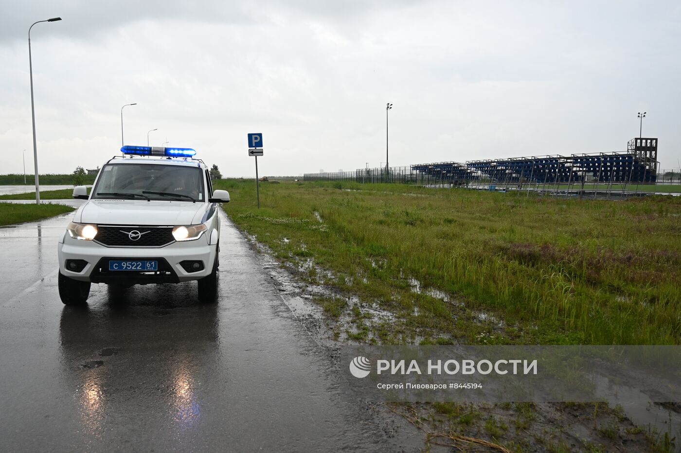 Обрушение трибуны на территории Гребного канала в Ростове-на-Дону