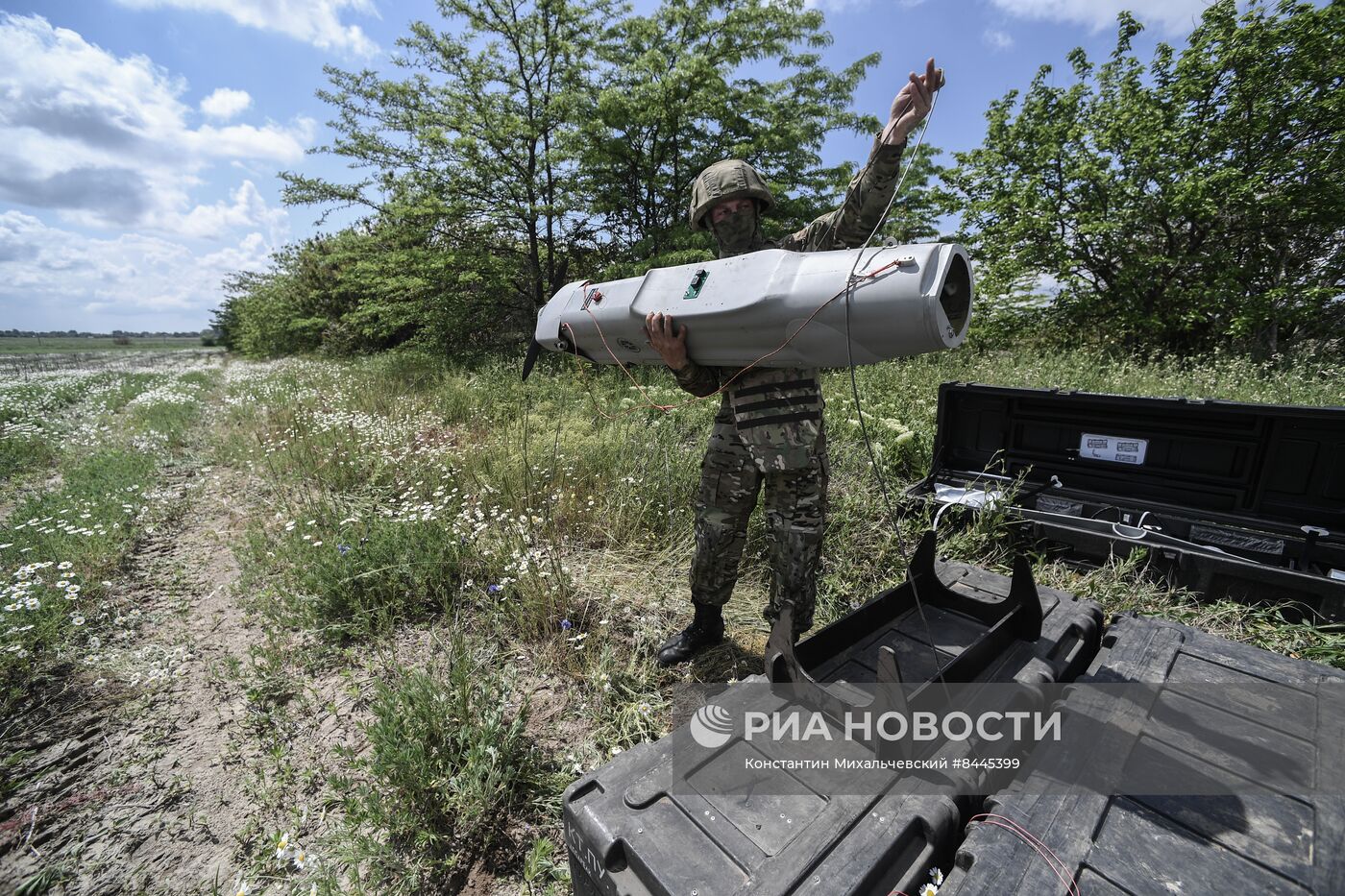 Работа расчёта БЛА Орлан-30 по разведке и обнаружению противника | РИА  Новости Медиабанк