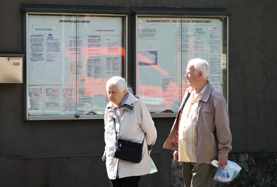 Прекращение работы визовых отделов генконсульств ФРГ в России