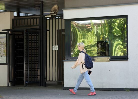 Прекращение работы визовых отделов генконсульств ФРГ в России