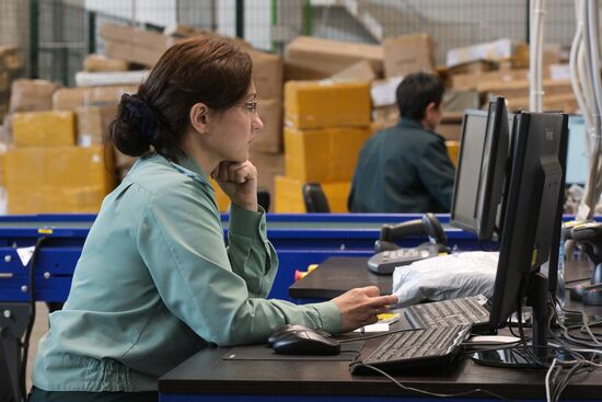 Работа почтового таможенного поста в Новосибирске