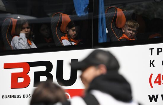 Отъезд детей на отдых в оздоровительные лагеря