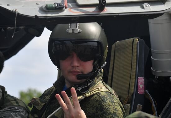 Работа вертолета Ка-52 группировки "Юг" на Артемовском направлении