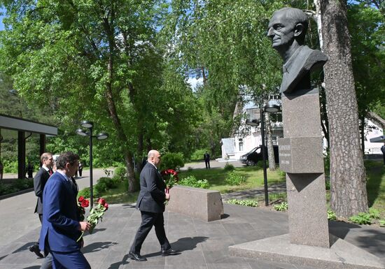 Рабочая поездка М. Мишустина в Приволжский федеральный округ