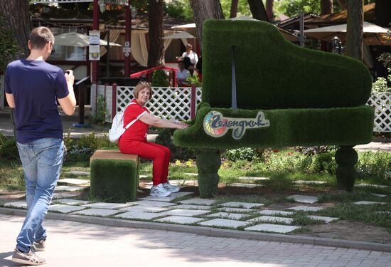 Начало курортного сезона в Геленджике