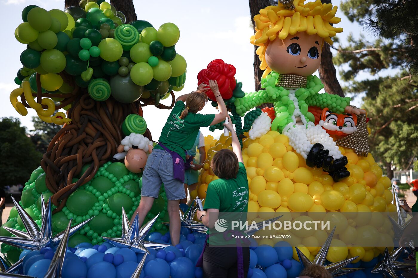 Начало курортного сезона в Геленджике