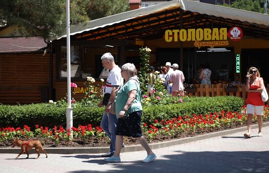 Начало курортного сезона в Геленджике