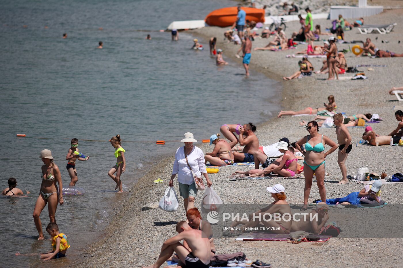 Начало курортного сезона в Геленджике