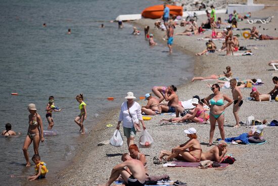 Начало курортного сезона в Геленджике