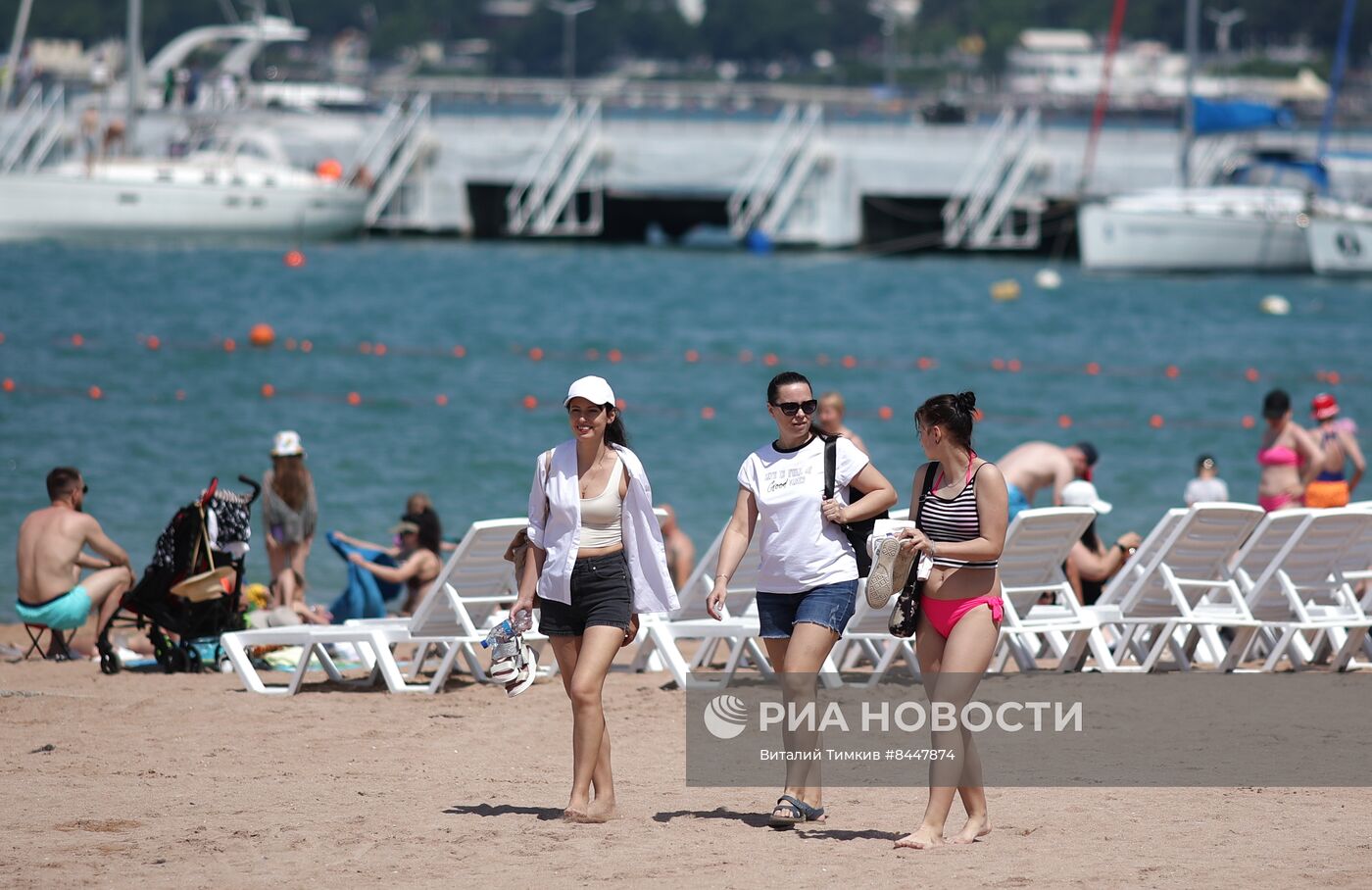 Начало курортного сезона в Геленджике