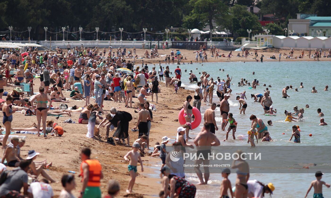 Начало курортного сезона в Геленджике